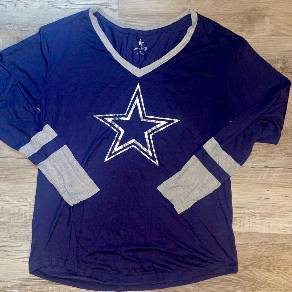 Women's Medium Dallas Cowboys long sleeve shirt